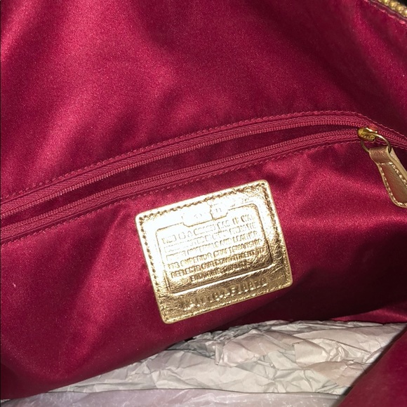 Authentic Rare Poppy Heart Coach Purse - Picture 3 of 3